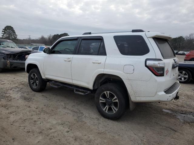 Photo 2 from auction – 2015 TOYOTA 4RUNNER SR with VIN JTEBU5JR1F5215594