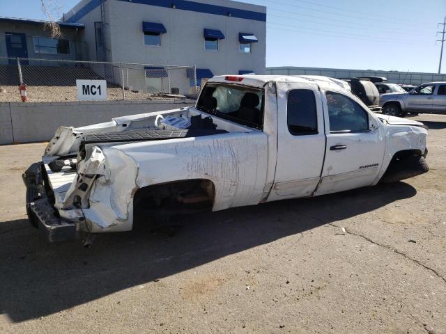 Photo 3 from auction – 2011 CHEVROLET SILVERADO with VIN 1GCRCREA9BZ133598