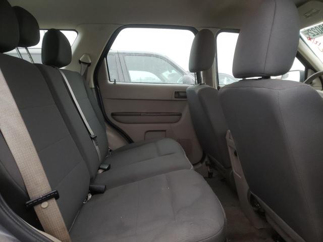 Photo 11 from auction – 2010 FORD ESCAPE XLS with VIN 1FMCU0C75AKC49227