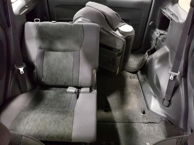 Photo 10 from auction – 2002 TOYOTA RAV4 with VIN JTEHH20V026037113