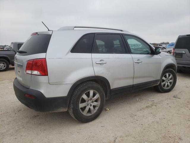 Photo 3 from auction – 2013 KIA SORENTO LX with VIN 5XYKT3A67DG381365