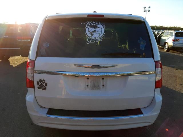 Photo 6 from auction – 2016 CHRYSLER TOWN & COU with VIN 2C4RC1BG1GR132960