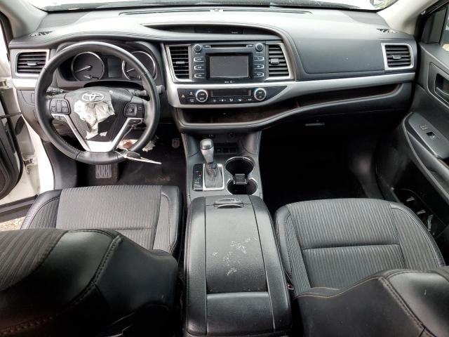 Zdjęcie 8 z aukcji – 2015 TOYOTA HIGHLANDER z VIN 5TDZKRFH5FS108767