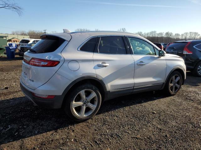 Photo 3 from auction – 2016 LINCOLN MKC PREMIE with VIN 5LMCJ1D95GUJ15259