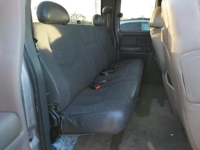 Photo 10 from auction – 2004 CHEVROLET SILVERADO with VIN 2GCEC19VX41120447