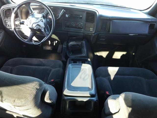 Photo 8 from auction – 2002 CHEVROLET SILVERADO with VIN 2GCEC19T921189691