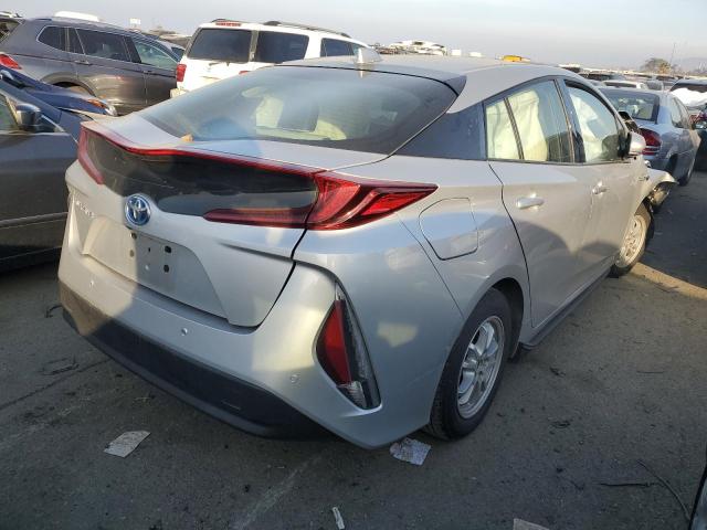 Photo 3 from auction – 2017 TOYOTA PRIUS PRIM with VIN JTDKARFP1H3037485