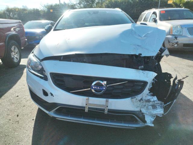 Photo 5 from auction – 2016 VOLVO V60 CROSS with VIN YV4612HK8G1019518