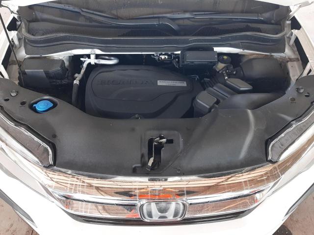 Photo 12 from auction – 2019 HONDA PILOT TOUR with VIN 5FNYF5H97KB018730