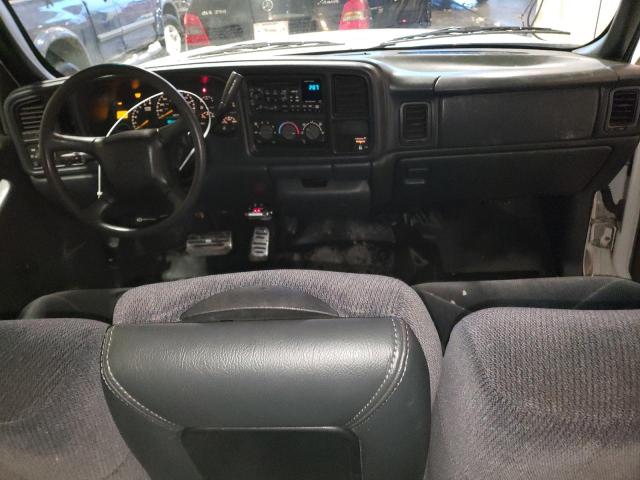 Photo 8 from auction – 2000 GMC NEW SIERRA with VIN 2GTEK19V3Y1101795