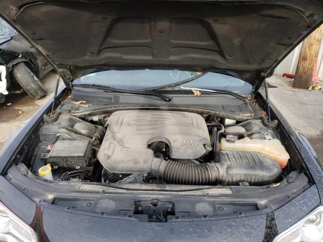 Photo 11 from auction – 2017 CHRYSLER 300 LIMITE with VIN 2C3CCAAG0HH506249