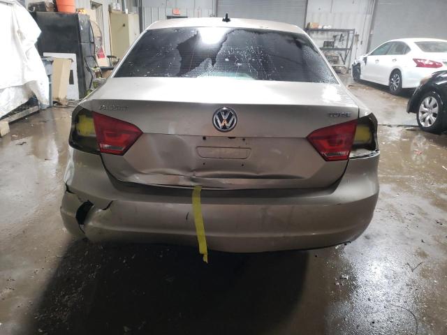 Photo 6 from auction – 2015 VOLKSWAGEN PASSAT SE with VIN 1VWBV7A35FC103513