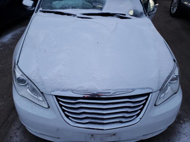 Photo 11 from auction – 2011 CHRYSLER 200 LIMITE with VIN 1C3BC2FG2BN548480