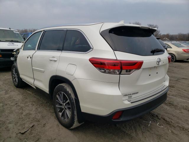 Photo 2 from auction – 2019 TOYOTA HIGHLANDER with VIN 5TDJZRFH8KS573319