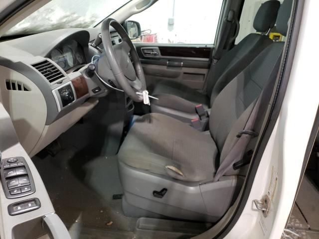 Photo 7 from auction – 2010 CHRYSLER TOWN & COU with VIN 2A4RR5D18AR369624