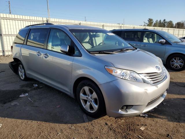 Photo 4 from auction – 2016 TOYOTA SIENNA LE with VIN 5TDKK3DC9GS697328