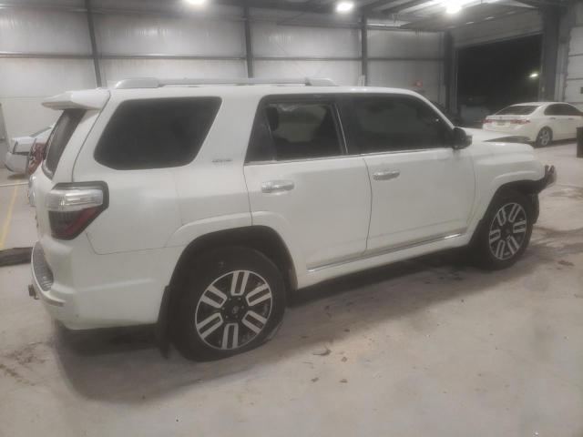 Photo 3 from auction – 2020 TOYOTA 4RUNNER SR with VIN JTEBU5JR4L5750334