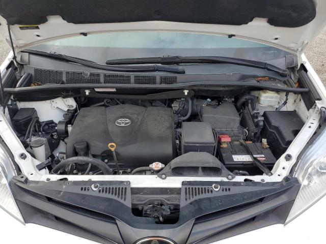 Photo 12 from auction – 2018 TOYOTA SIENNA L with VIN 5TDZZ3DC1JS931222