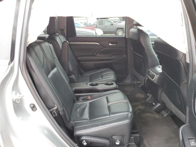 Photo 10 from auction – 2017 TOYOTA HIGHLANDER with VIN 5TDKZRFH2HS190683