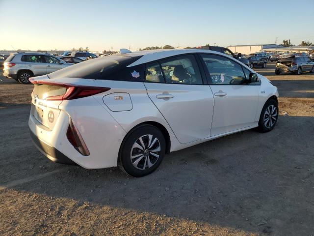 Photo 3 from auction – 2019 TOYOTA PRIUS PRIM with VIN JTDKARFP6K3105416