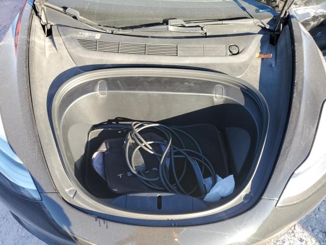 Photo 11 from auction – 2018 TESLA MODEL 3 with VIN 5YJ3E1EA0JF071059