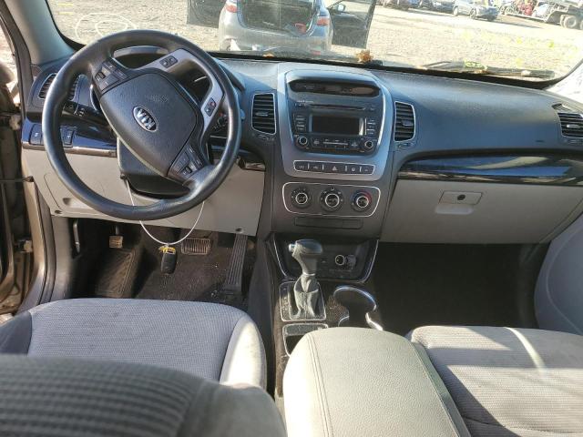 Photo 8 from auction – 2015 KIA SORENTO LX with VIN 5XYKTCA61FG615101