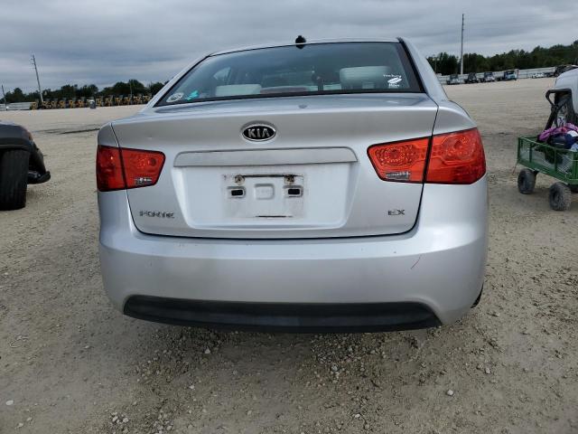 Photo 6 from auction – 2010 KIA FORTE EX with VIN KNAFU4A29A5220020