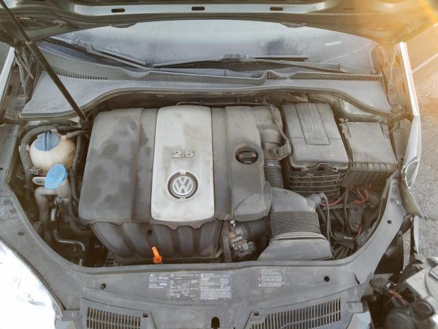Photo 11 from auction – 2007 VOLKSWAGEN RABBIT with VIN WVWBR71K77W186571