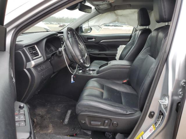 Photo 7 from auction – 2017 TOYOTA HIGHLANDER with VIN 5TDKZRFH2HS190683
