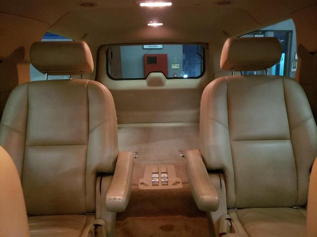 Photo 10 from auction – 2010 CHEVROLET SUBURBAN K with VIN 1GNUKKE30AR284292