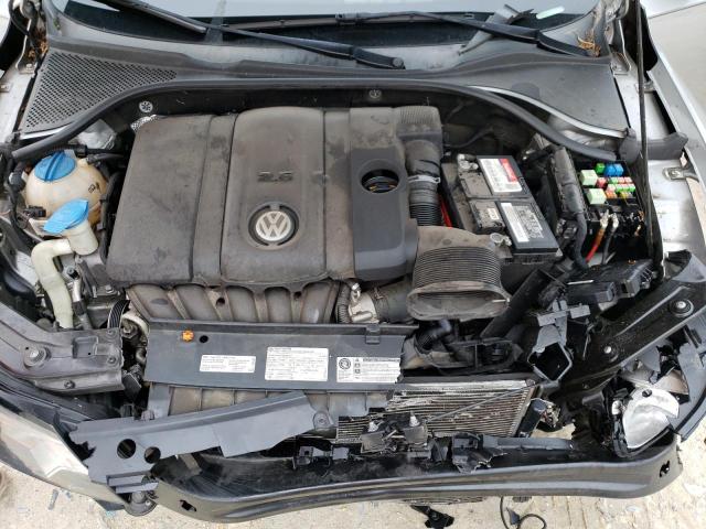 Photo 11 from auction – 2012 VOLKSWAGEN PASSAT SE with VIN 1VWBP7A35CC003269