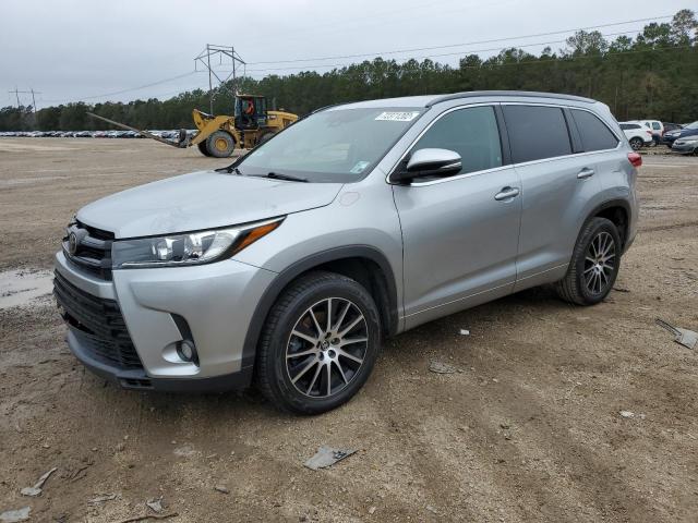 TOYOTA HIGHLANDER 2017 with VIN 5TDKZRFH2HS190683 - Photo from auction