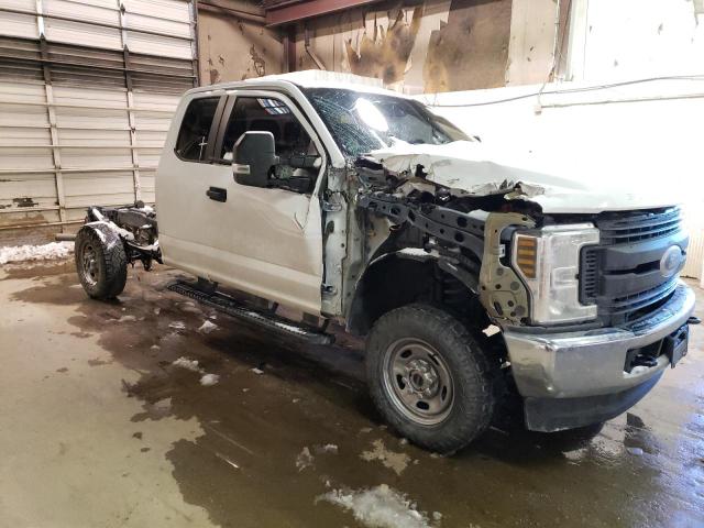 Photo 4 from auction – 2019 FORD F350 SUPER with VIN 1FD8X3B63KEF85546