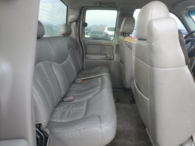 Photo 10 from auction – 2000 CHEVROLET SILVERADO with VIN 2GCEC19T5Y1327204