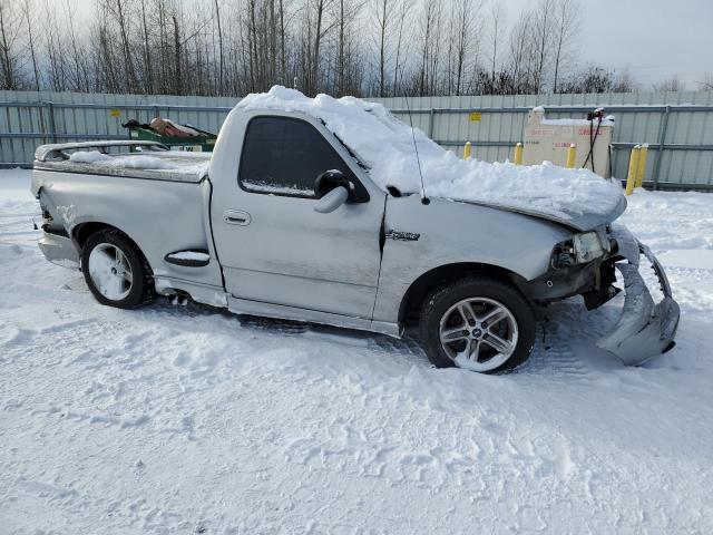 Photo 4 from auction – 2001 FORD F150 SVT L with VIN 2FTZF07351CA84428