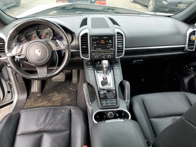 Photo 8 from auction – 2011 PORSCHE CAYENNE with VIN WP1AA2A21BLA03065