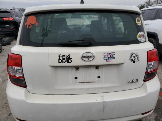 Photo 6 from auction – 2010 TOYOTA SCION XD with VIN JTKKU4B47A1004197