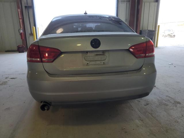 Photo 6 from auction – 2014 VOLKSWAGEN PASSAT S with VIN 1VWAT7A37EC039927