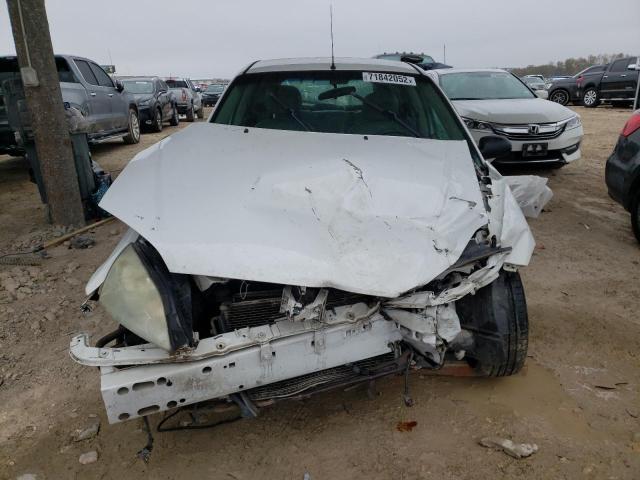 Photo 5 from auction – 2005 FORD FOCUS ZX5 with VIN 3FAFP37N25R138497