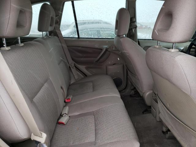 Photo 11 from auction – 2005 TOYOTA RAV4 with VIN JTEGD20V350057712