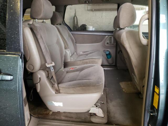 Photo 11 from auction – 2004 TOYOTA SIENNA CE with VIN 5TDZA23C74S211155