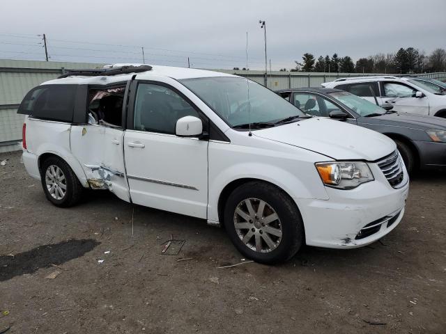 Photo 4 from auction – 2016 CHRYSLER TOWN & COU with VIN 2C4RC1BG5GR289214