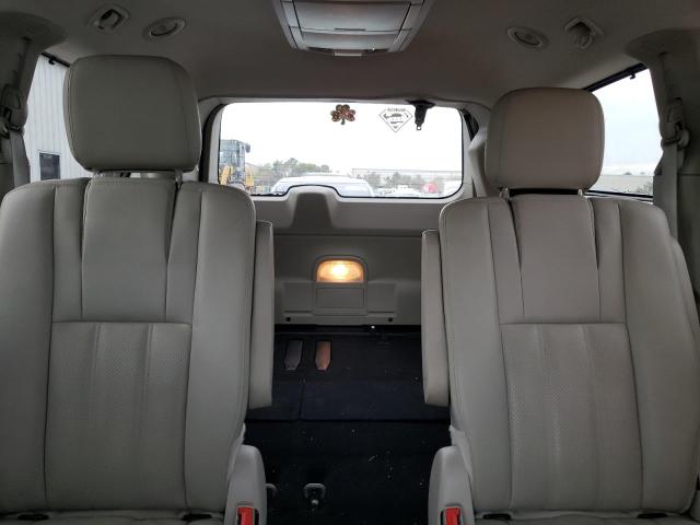 Photo 10 from auction – 2016 CHRYSLER TOWN & COU with VIN 2C4RC1CG4GR135561