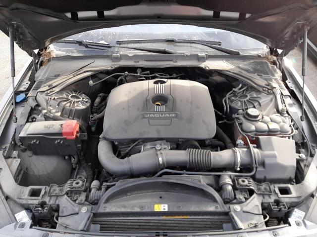 Photo 11 from auction – 2017 JAGUAR XE PREMIUM with VIN SAJAD4BG8HA949250