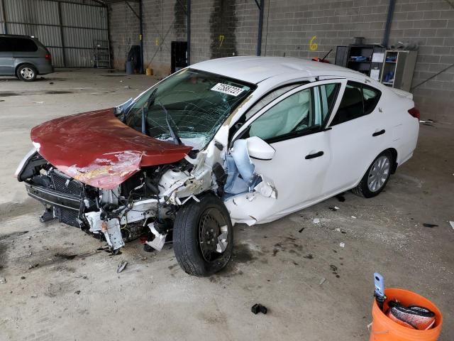 NISSAN VERSA S 2018 with VIN 3N1CN7AP8JL858620 - Photo from auction