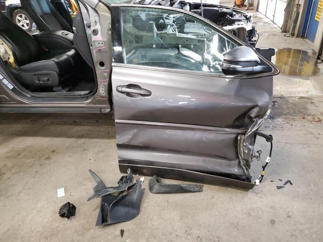 Photo 13 from auction – 2018 TOYOTA HIGHLANDER with VIN 5TDJZRFH7JS897781