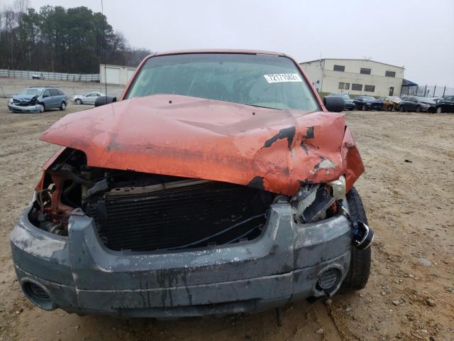 Photo 5 from auction – 2005 FORD ESCAPE XLS with VIN 1FMYU92Z85KB84943