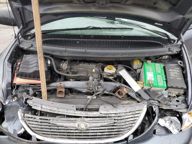 Photo 12 from auction – 2002 CHRYSLER TOWN & COU with VIN 2C4GP44352R609549