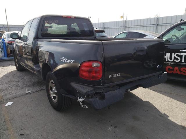 Photo 2 from auction – 2003 FORD F150 with VIN 1FTRX072X3KD64218
