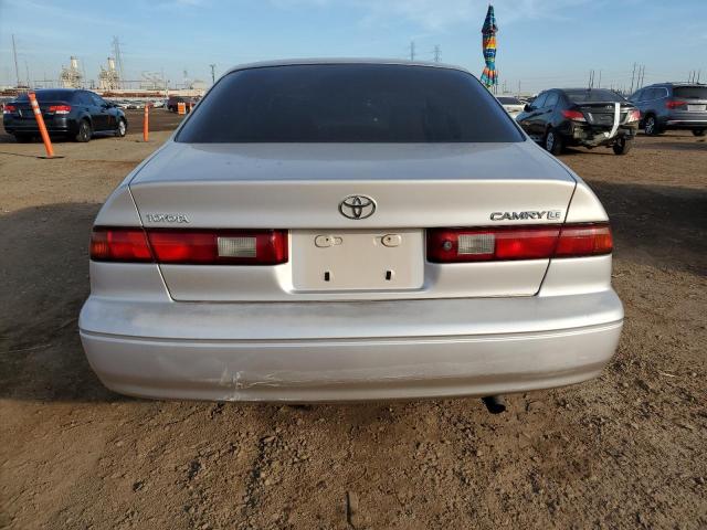 Photo 6 from auction – 1997 TOYOTA CAMRY CE with VIN 4T1BG22K8VU101006